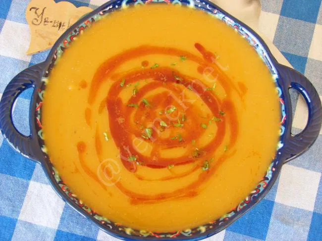 Kerevizli Mercimek Çorbası Nasıl Yapılır? Kerevizli Mercimek Çorbası